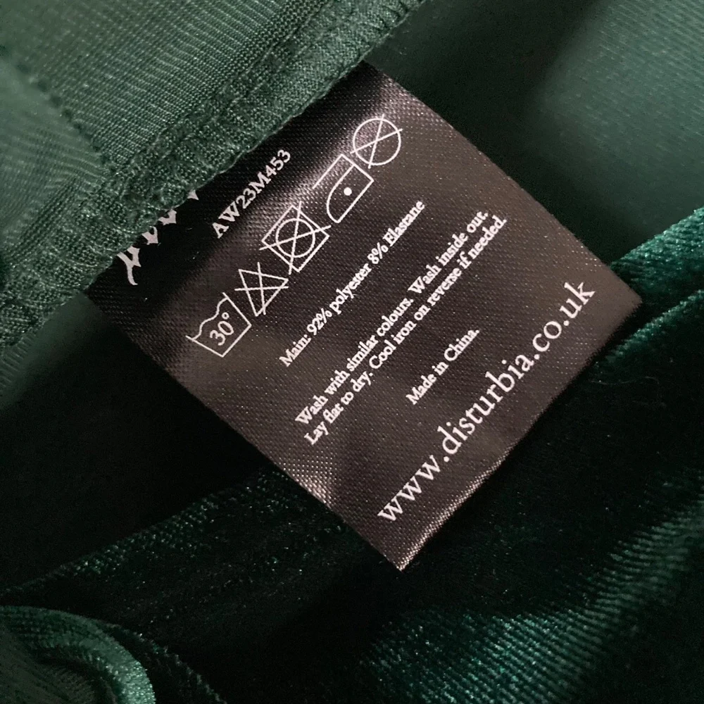 DISTURBIA Zarina Velour Applique Midi Wrap Dress Emerald Green NWT - Picture 11 of 12